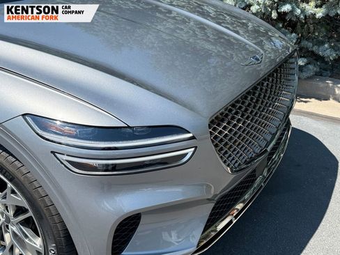 Used 2025 Genesis GV70 2.5T image 15