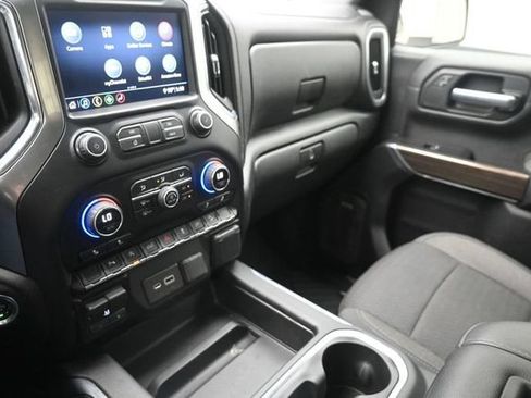 Used 2020 Chevrolet Silverado 1500 RST AWD/4WD image 28