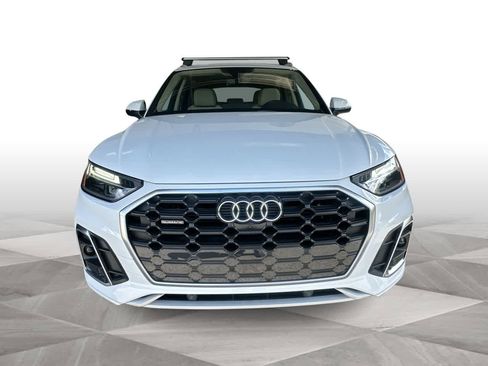 Used 2025 Audi Q5 2.0T Premium Plus w/ Premium Plus Package AWD/4WD image 3