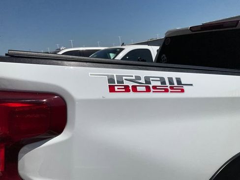 Used 2024 Chevrolet Silverado 1500 Custom Trail Boss AWD/4WD image 9