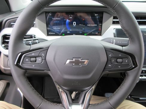 New 2027 Chevrolet Bolt LT FWD image 23