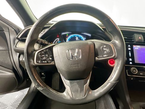 Used 2018 Honda Civic EX-L image 17