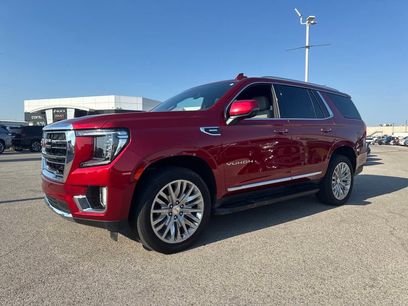 Used 2023 GMC Yukon SLT w/ SLT Premium Package