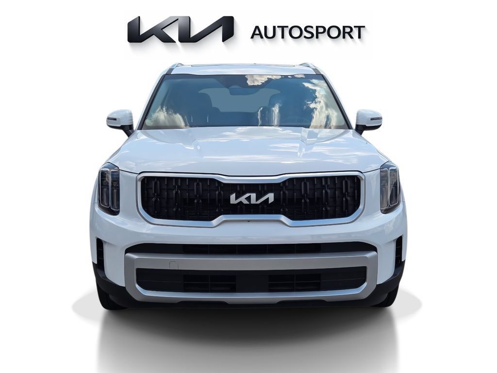 Certified 2023 Kia Telluride EX w/ EX Captain's Chair Package FWD image 2