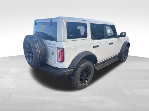 New 2026 Ford Bronco Badlands image 7