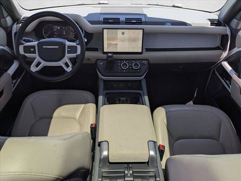 Used 2023 Land Rover Defender 130 SE AWD/4WD image 14