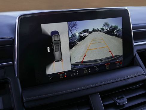 Used 2022 GMC Yukon AT4 image 17