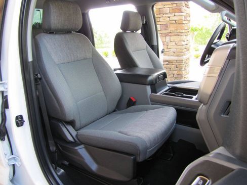 Used 2024 Ford F250 XLT w/ FX4 Off-Road Package AWD/4WD image 22