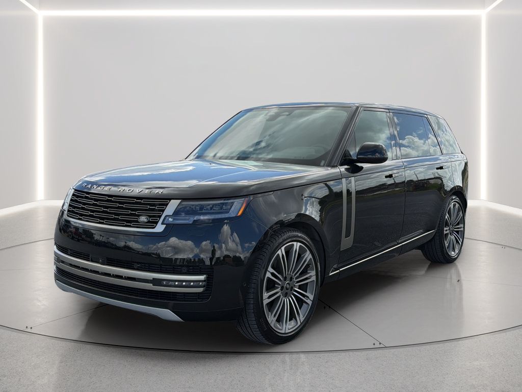 Used 2024 Land Rover Range Rover Long Wheelbase SE AWD/4WD image 12