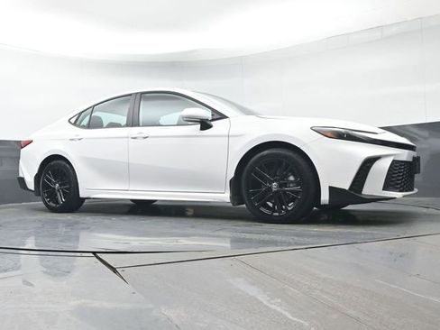 Certified 2025 Toyota Camry SE image 36