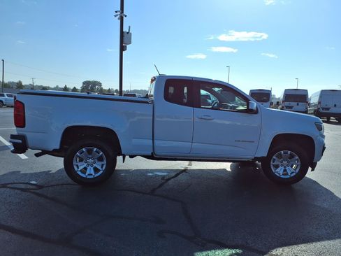Used 2022 Chevrolet Colorado LT w/ Fleet Safety Package RWD image 29