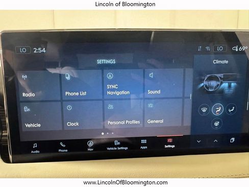 Used 2022 Lincoln Nautilus Black Label w/ Class II Trailer Tow Package AWD/4WD image 49