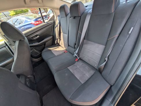 Used 2021 Nissan Sentra SR FWD image 18