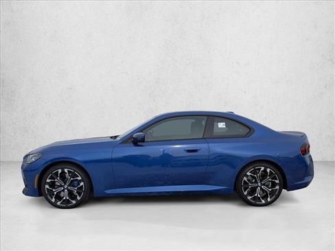 Used 2025 BMW 230i xDrive Coupe w/ M Sport Package AWD/4WD image 5