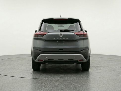 Used 2025 Nissan Rogue SV FWD image 7