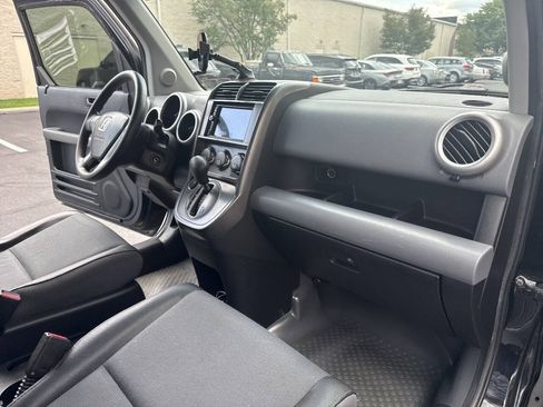 Used 2004 Honda Element LX image 22