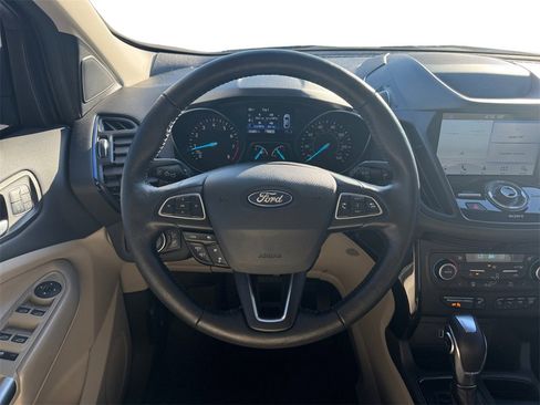Used 2019 Ford Escape Titanium image 12