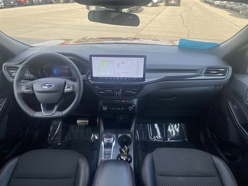 Used 2024 Ford Escape ST-Line w/ Tech Pack #1 AWD/4WD image 9