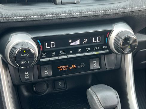Used 2022 Toyota RAV4 XLE w/ Convenience Package AWD/4WD image 39