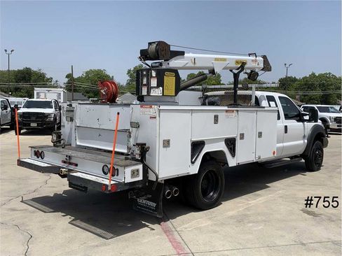 Used 2016 Ford F550 4x4 SuperCab Super Duty image 2