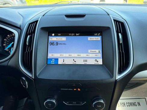 Used 2019 Ford Edge SEL image 27