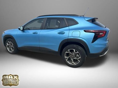 Used 2026 Chevrolet Trax LT w/ Driver Confidence Package FWD image 5