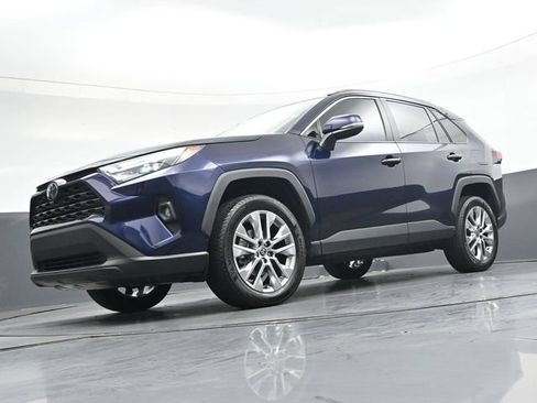 Used 2024 Toyota RAV4 XLE Premium FWD image 37