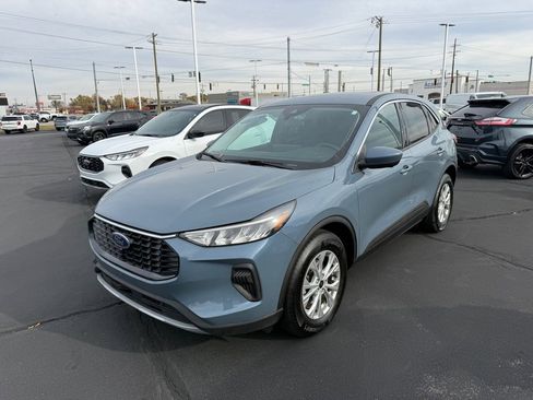 Used 2023 Ford Escape Active w/ Tech Pack #2 image 1