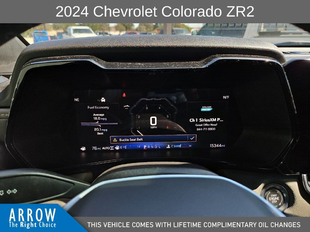 Used 2024 Chevrolet Colorado ZR2 w/ Technology Package AWD/4WD image 26