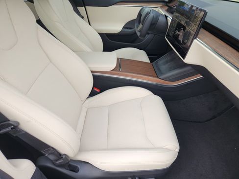 Used 2021 Tesla Model S Long Range image 13