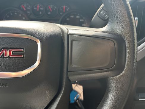 Used 2021 GMC Sierra 1500 2WD Crew Cab w/ Sierra Value Package image 18