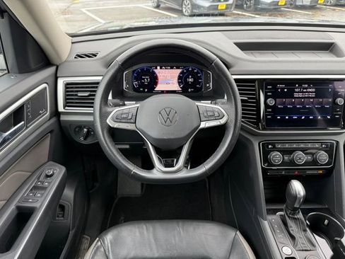Used 2021 Volkswagen Atlas SEL Premium image 14