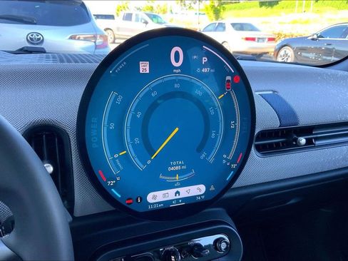 Certified 2025 MINI Cooper S image 22