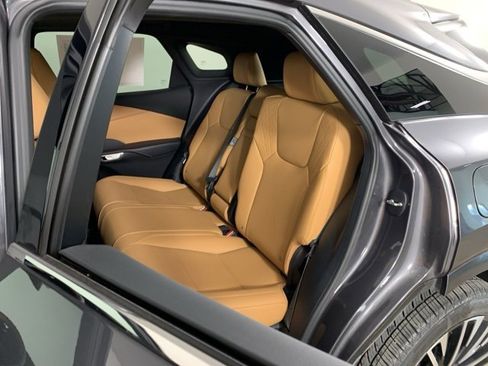 Used 2024 Lexus RX 350 Premium Plus w/ Convenience Package image 32