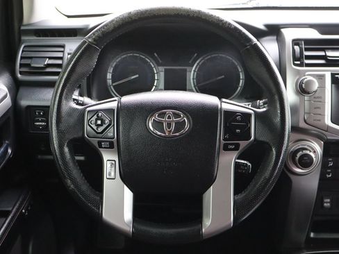 Used 2016 Toyota 4Runner Limited AWD/4WD image 18