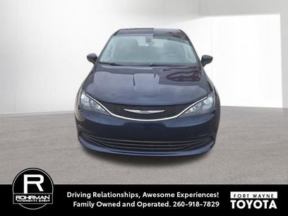 Used 2017 Chrysler Pacifica Touring