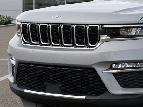 New 2025 Jeep Grand Cherokee Limited image 22