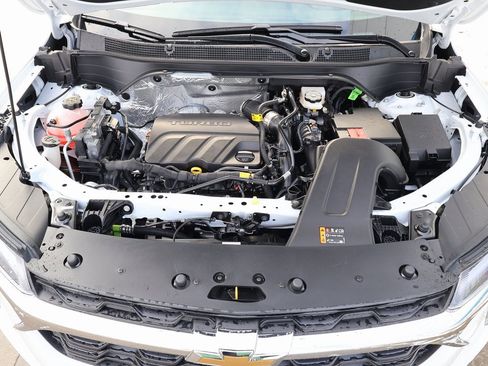 New 2026 Chevrolet Trax LT image 37