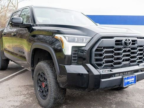 Used 2022 Toyota Tundra Limited w/ TRD Off-Road Package AWD/4WD image 4