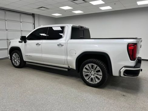 Used 2021 GMC Sierra 1500 Denali w/ Denali Ultimate Package AWD/4WD image 6