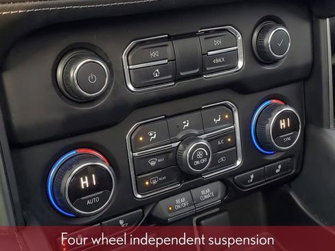 Used 2021 Chevrolet Tahoe Z71 image 33