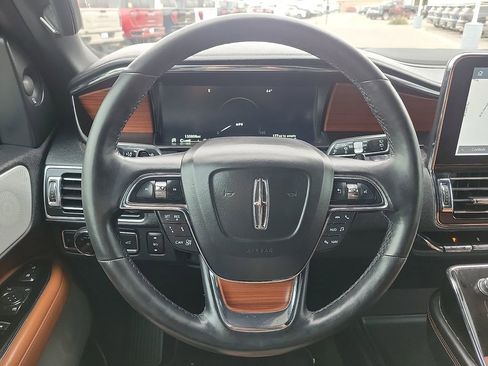 Used 2020 Lincoln Navigator Reserve w/ Luxury Package AWD/4WD image 24