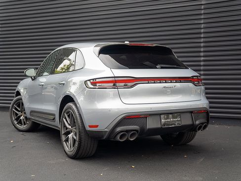 Used 2026 Porsche Macan Turbo AWD/4WD image 3