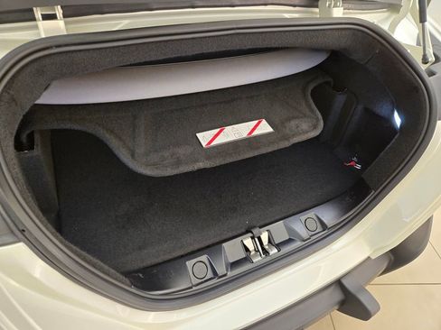 Used 2026 Ferrari Roma Spider RWD image 21