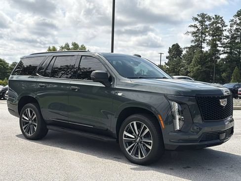 Used 2025 Cadillac Escalade Sport w/ LPO, Floor Liner Package RWD image 9