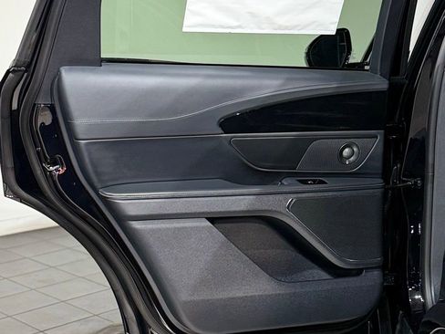 New 2026 Lincoln Nautilus Reserve w/ Jet Appearance Package image 45