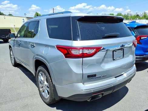Used 2019 Chevrolet Traverse High Country AWD/4WD image 4