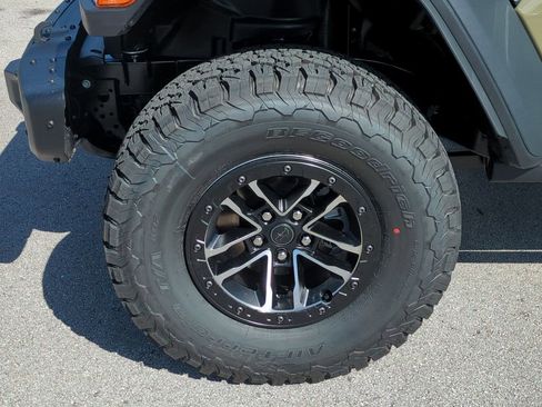 New 2026 Jeep Wrangler Unlimited Rubicon 392 w/ Quick Order Package 27X Moab AWD/4WD image 11