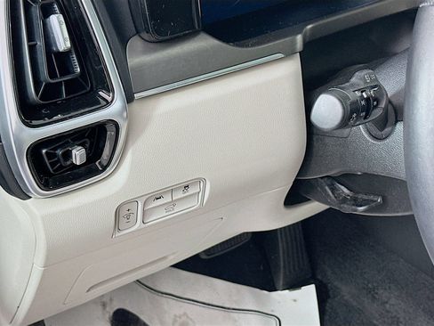 Used 2023 Kia Sorento SX FWD image 10