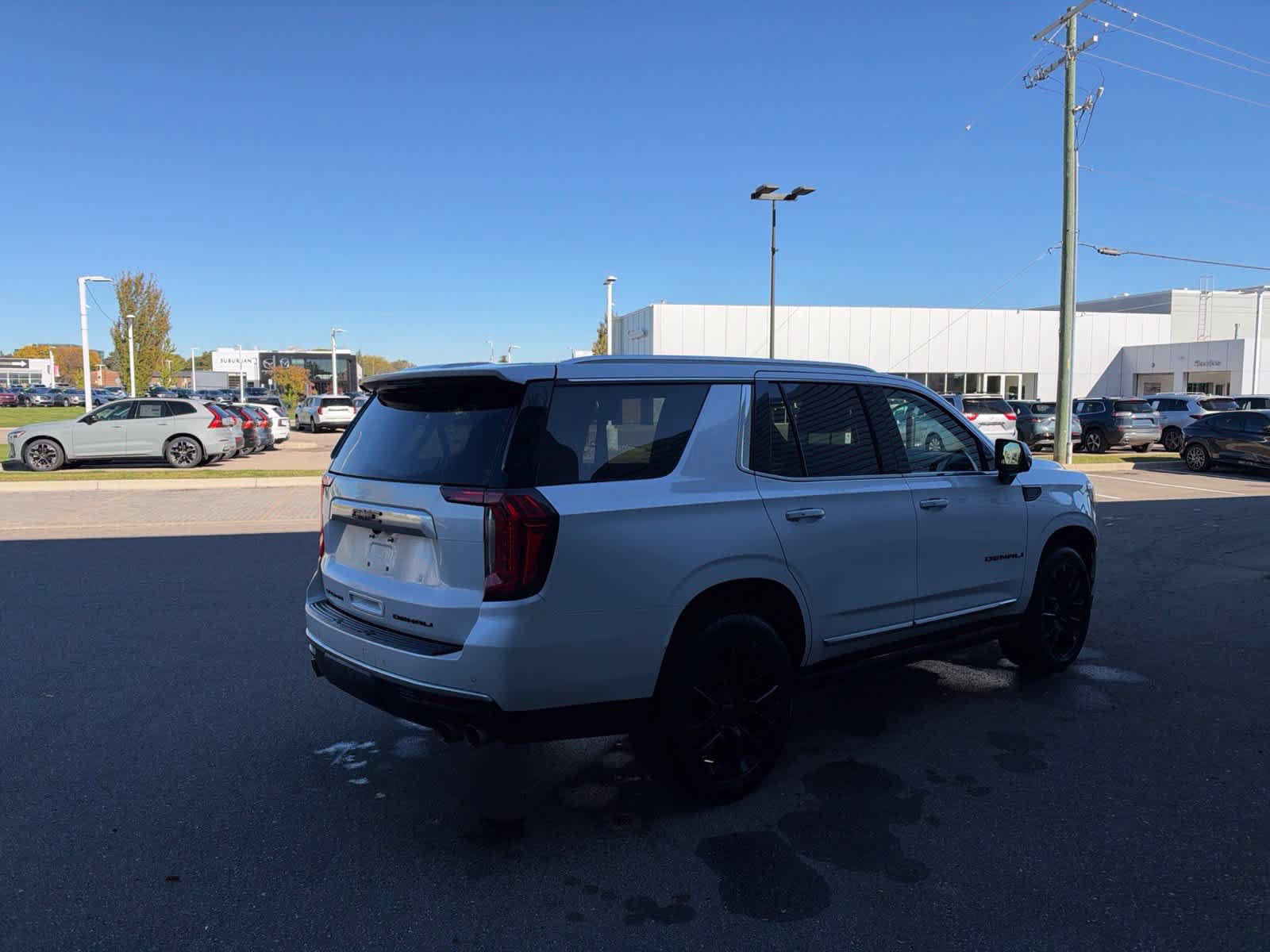 Used 2023 GMC Yukon Denali w/ Max Trailering Package AWD/4WD image 5